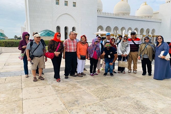 Abu Dhabi City Tour, Grand Mosque, Emirates Palace & The Louvre - Heritage Village and the Corniche add local context