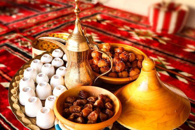 Abu Dhabi: Desert Safari with BBQ, Camel Ride & Sandboarding - Why this six-hour safari works well