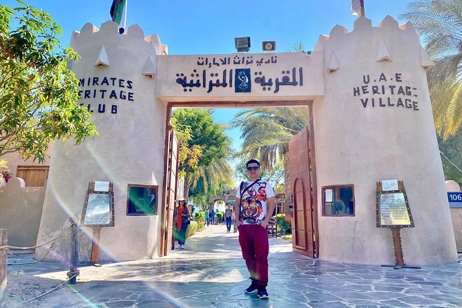 Abu Dhabi Half Day City Tour Sharing Experience - Emirates Palace and the city’s grand side