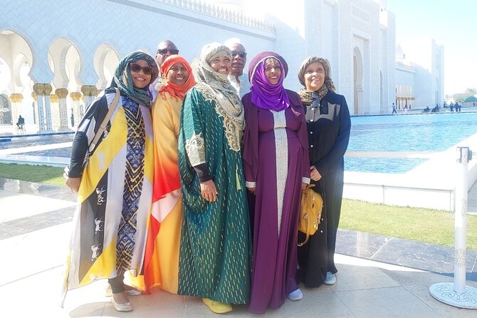 Abu Dhabi tour from Dubai small group with guide, Grand Mosque - Sheikh Zayed Grand Mosque: allow time for the details