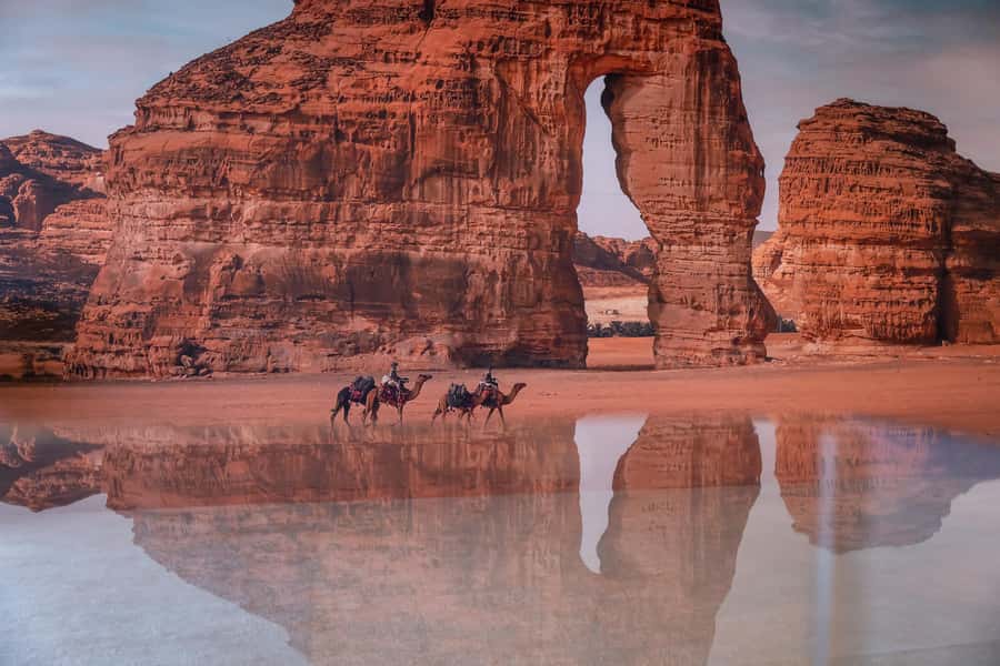 AlUla: Discover AlUla Like a Local Guided Tour - Elephant Rock for a change of pace