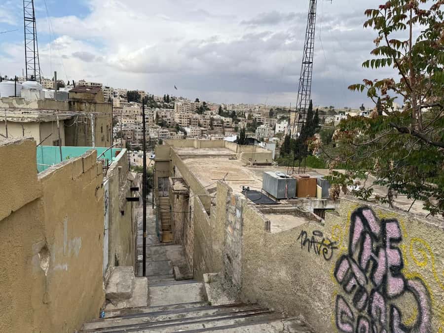 Amman: Hidden Gems & Underground Local Neighborhoods Tour - Starting at Rainbow Street and meeting Majd