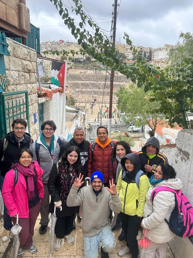 Amman: Hidden Gems & Underground Local Neighborhoods Tour - Markets, shopping, and everyday Amman