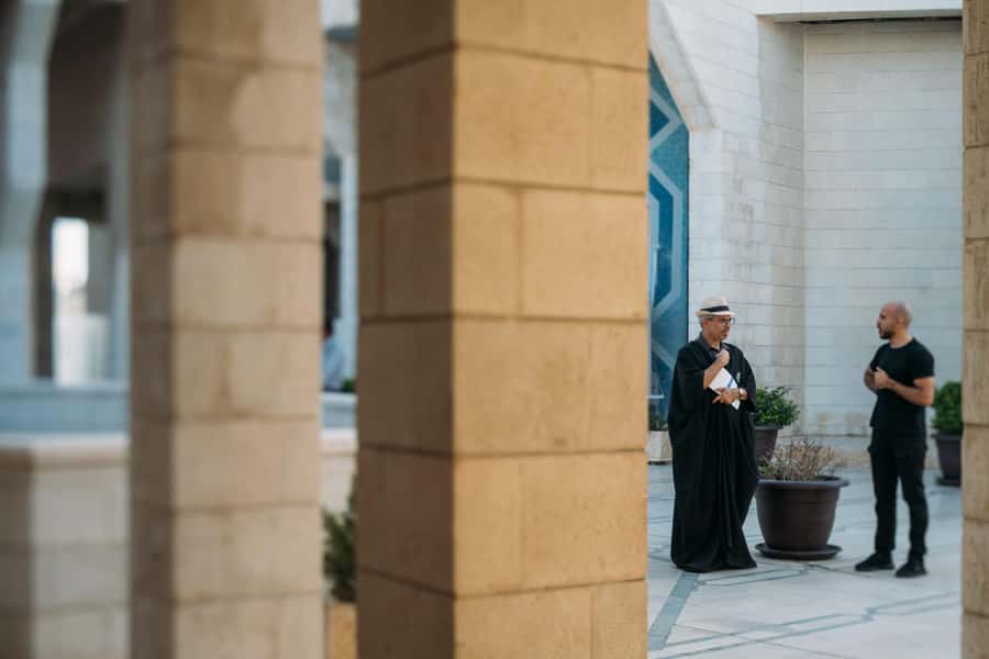 Amman Walking Tour: Hidden Gems, Culture & Street Food - Starting at Abdali Mall and entering local Amman