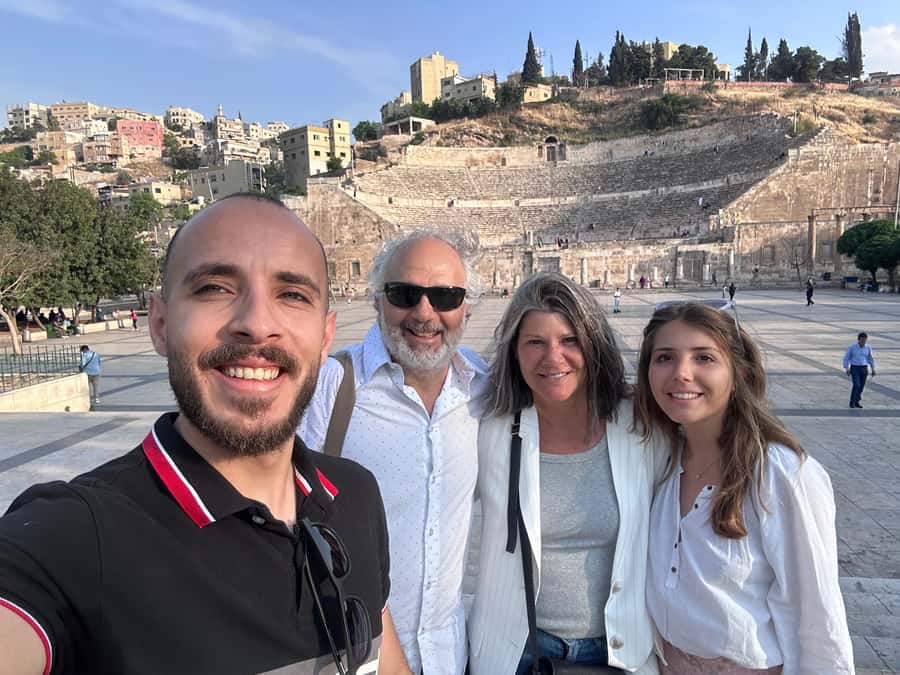 Amman Walking Tour: Hidden Gems, Culture & Street Food - Jebel Al-Weibdeh, art, and city views