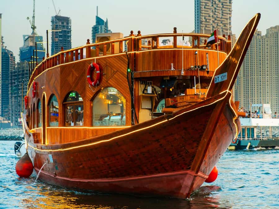 Best 5-Star Dhow Dinner Cruise Dubai Marina Jack Sparrow - The route through Marina Yacht Club and Pier 7