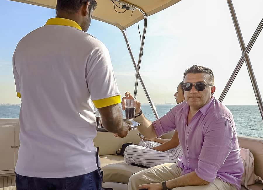 Burj Al Arab: 2-Hour Yacht Tour with BBQ Dinner - Should you book it?