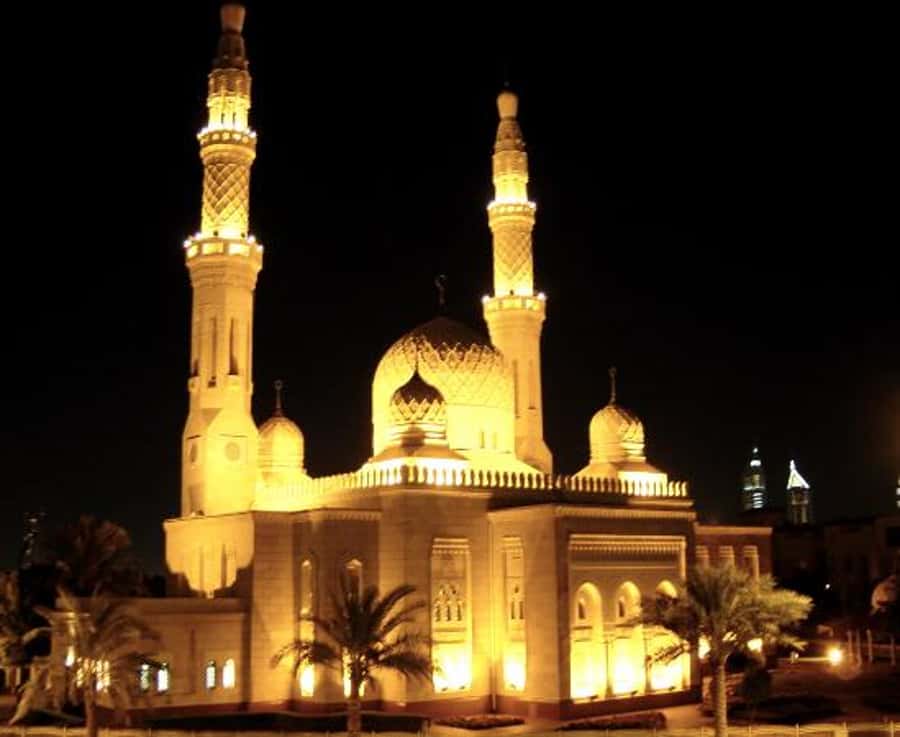 Discover Abu Dhabi: A Full-Day Tour with Lunch - Heritage Village and the local market