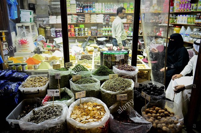Doha Private Night City Tour – With or Without Local Meal - The optional Arabic meal needs realistic expectations