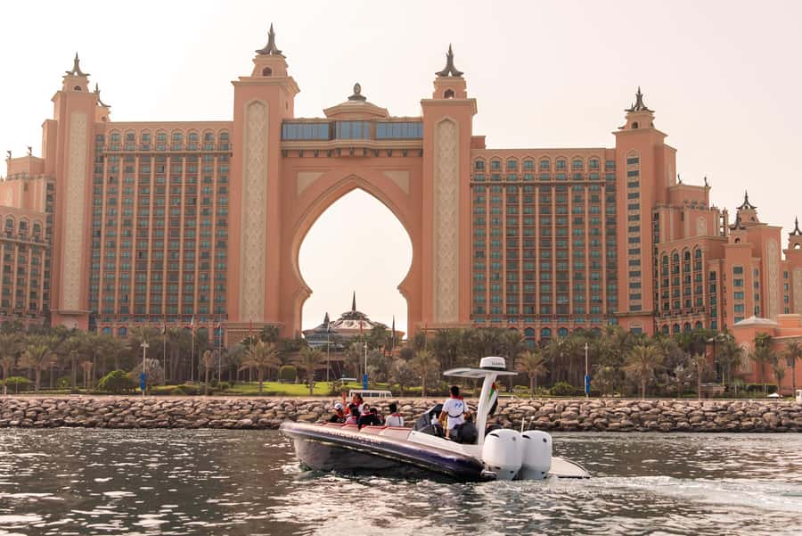 Dubai: 100-Min Speed Boat Tour, Atlantis & Burj Al Arab View - Burj Al Arab and the best photo stop