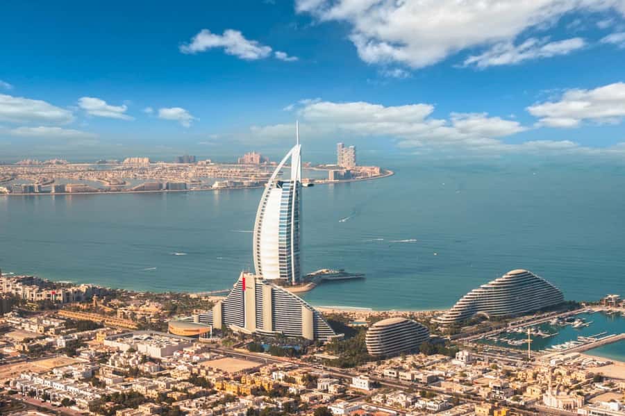 Dubai: 17-Minute Helicopter Tour over Palm Jumeirah - Burj Khalifa, Business Bay, and the Downtown Core