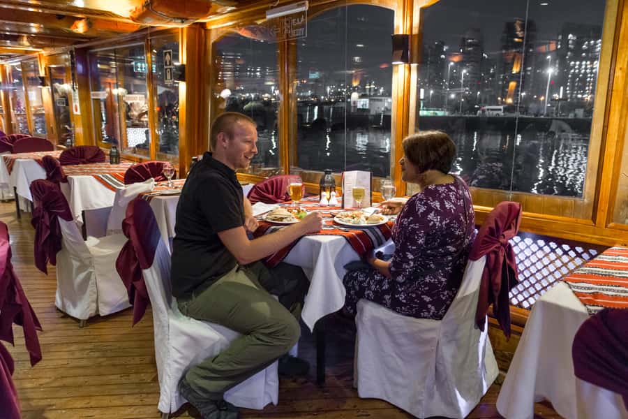 Dubai: 2-Hour Evening Dhow Cruise and Dinner - Timing, comfort, and practical details