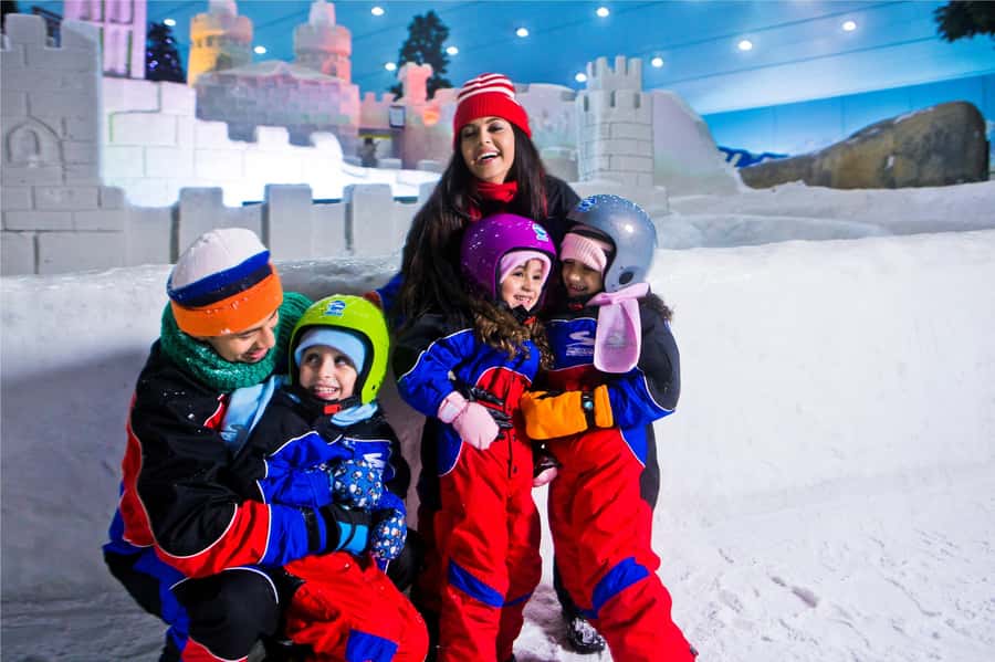 Dubai: 2-Hour or Full-Day Slope Session at Ski Dubai - Safety on a shared indoor slope