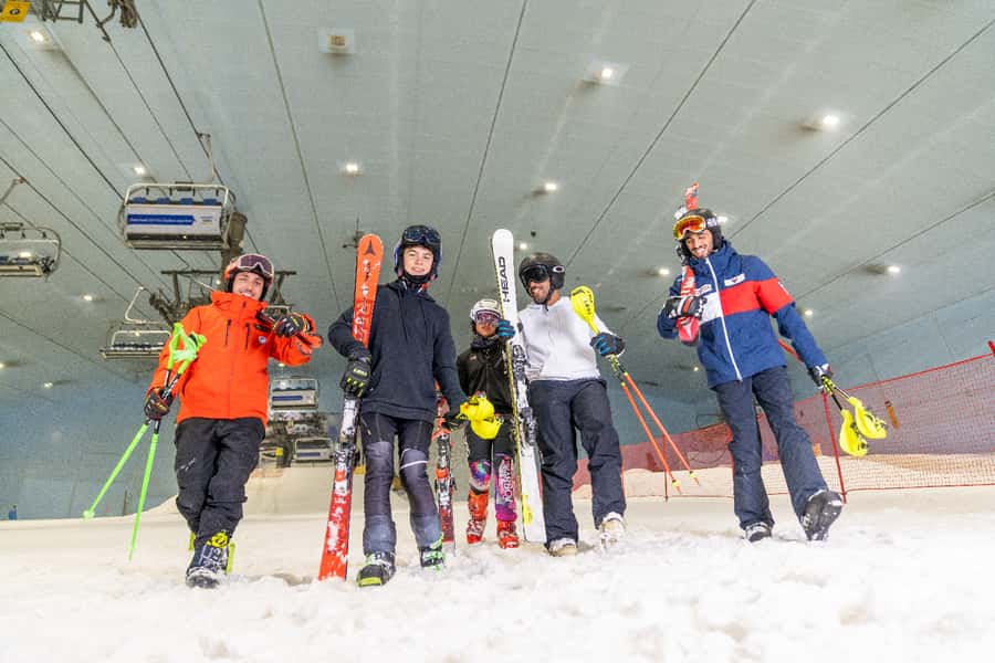 Dubai: 2-Hour or Full-Day Slope Session at Ski Dubai - The five runs, from gentle practice to indoor black terrain
