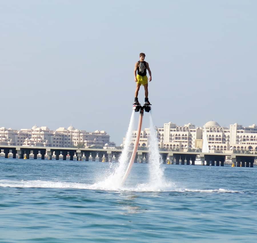 Dubai: 30-Min Flyboard Beginner Session at The Palm Jumeirah - Your first lift above the Dubai water