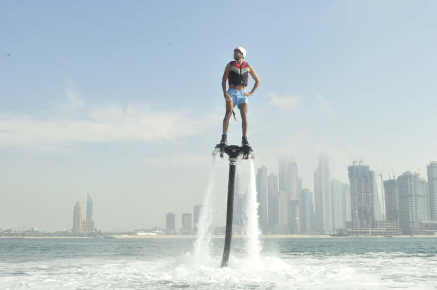 Dubai: 30-Min Flyboard Beginner Session at The Palm Jumeirah - Weather, timing, and what to bring