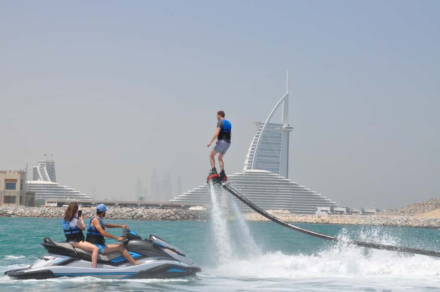 Dubai: 30-minute Flyboard with Instructor and Free Ice Cream - The safety briefing comes first
