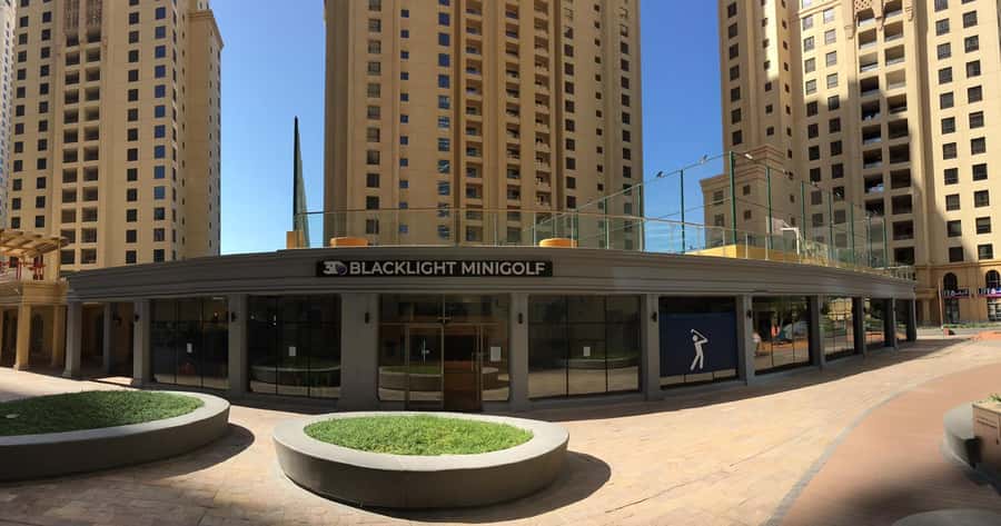 Dubai: 3D Glow-in-the-Dark Blacklight Mini Golf Experience - Why the 3D effect changes the game