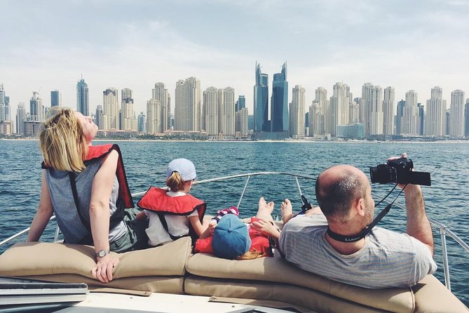 Dubai 3h Sea escape: Swim! Tan! Sightsee! - Three hours with room for both sightseeing and downtime
