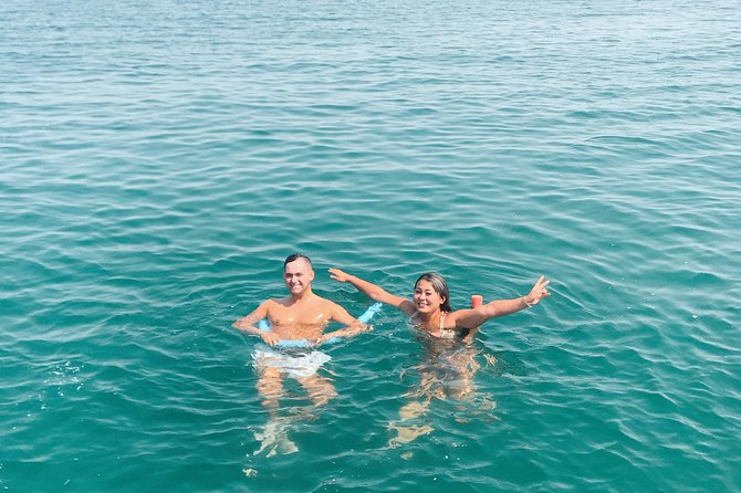 Dubai 3h Sea escape: Swim! Tan! Sightsee! - Getting to the marina and planning your time