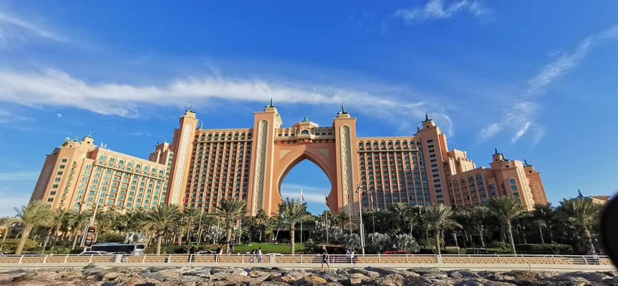 Dubai: 4-Hour Semi Private City Tour and Burj Khalifa Ticket - Sheikh Zayed Road and Dubai’s Modern Face