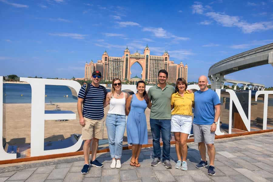 Dubai: 4-Hour Tour with Burj Khalifa Tickets - Souk Madinat and the Burj Al Arab