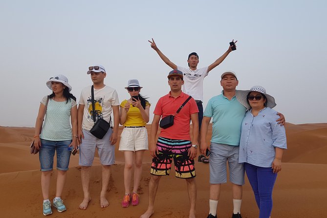Dubai 4x4 Desert Safari, Quad Bike, Camel Ride & BBQ Dinner - Shared 4WD or private vehicle?