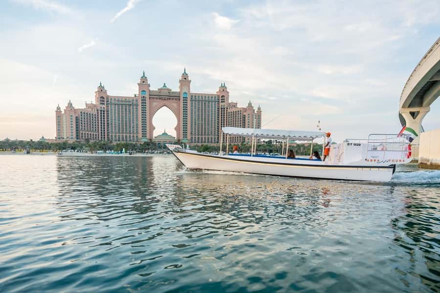 Dubai: Abra Boat Tour in Atlantis, Palm, Ain Dubai & Marina - Starting at Dubai Harbour