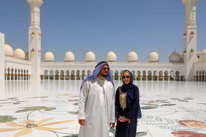 Dubai: Abu Dhabi Trip with Lunch at Al Khayma Heritage Restaurant - Sheikh Zayed Mosque: the day’s great visual prize