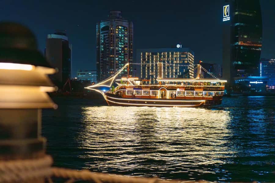 Dubai: Al Seef Largest Dhow Dinner Cruise with Live Show - The 1.5-hour route between Bur Dubai and Deira