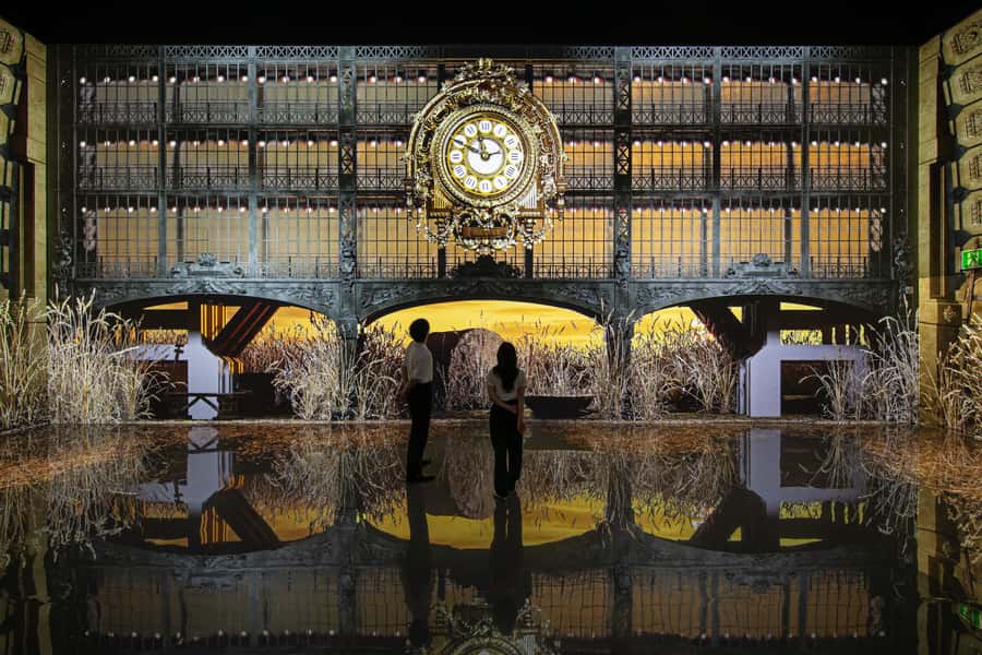Dubai: Arte Immersive Museum Entry Ticket - Starry Beach shifts the mood after dark