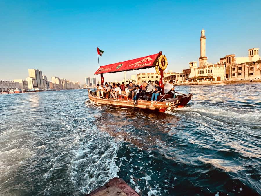 Dubai: Authentic Old Town, Souks, Tastings & Abra Boat Tour - Spice stalls and the art of avoiding tourist traps