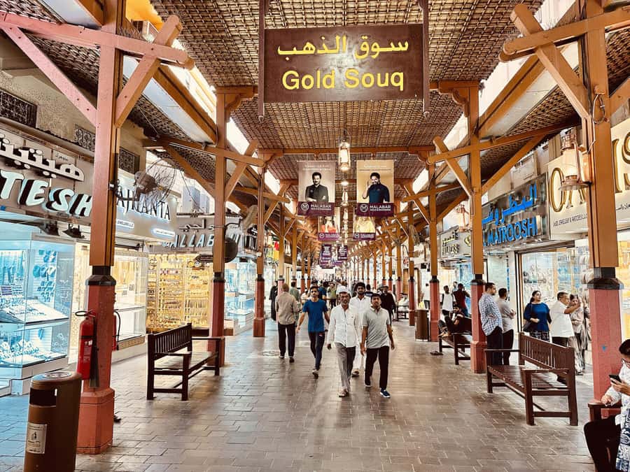 Dubai: Authentic Old Town, Souks, Tastings & Abra Boat Tour - Heat, walking, and the sensible way to prepare