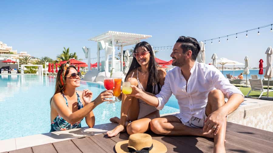 Dubai: Beach Day on the Palm with Skyline Views - Views of the Palm, Burj Al Arab, and Dubai skyline