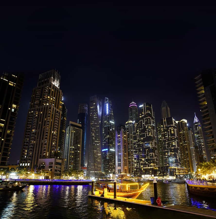 Dubai: Big Bus Panoramic Night Tour & Optional Dinner Cruise - Who will enjoy this tour most?