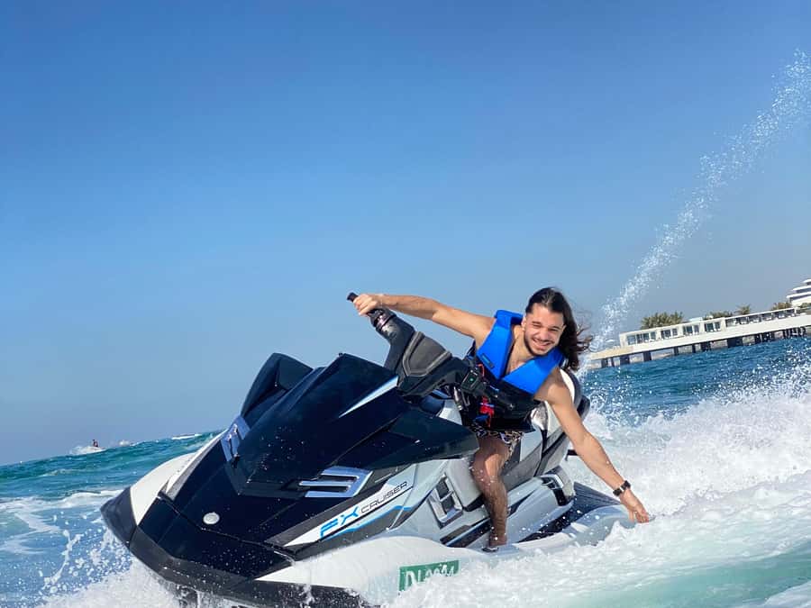 Dubai: Burj Al Arab and Atlantis Jet Ski Tour - What the $32 group price really gives you
