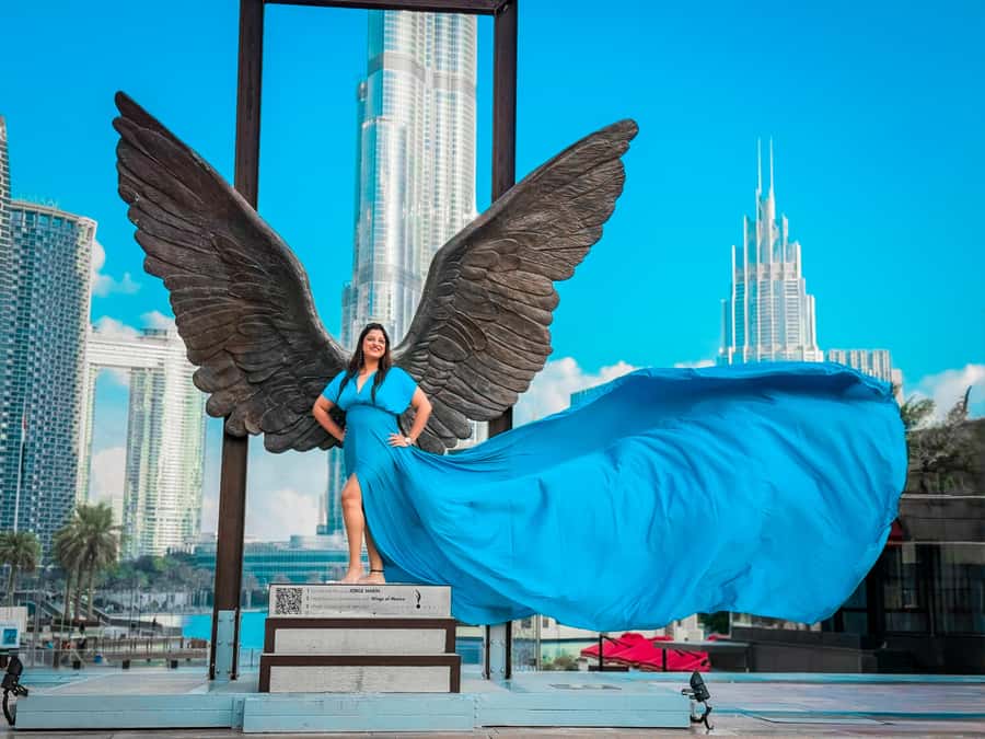 Dubai: Burj Khalifa Flying Dress Videography Shoot - Starting at the Wings of Mexico statue