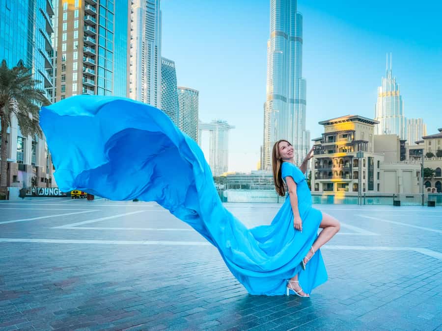 Dubai: Burj Khalifa Flying Dress Videography Shoot - Choosing the dress and preparing at your hotel
