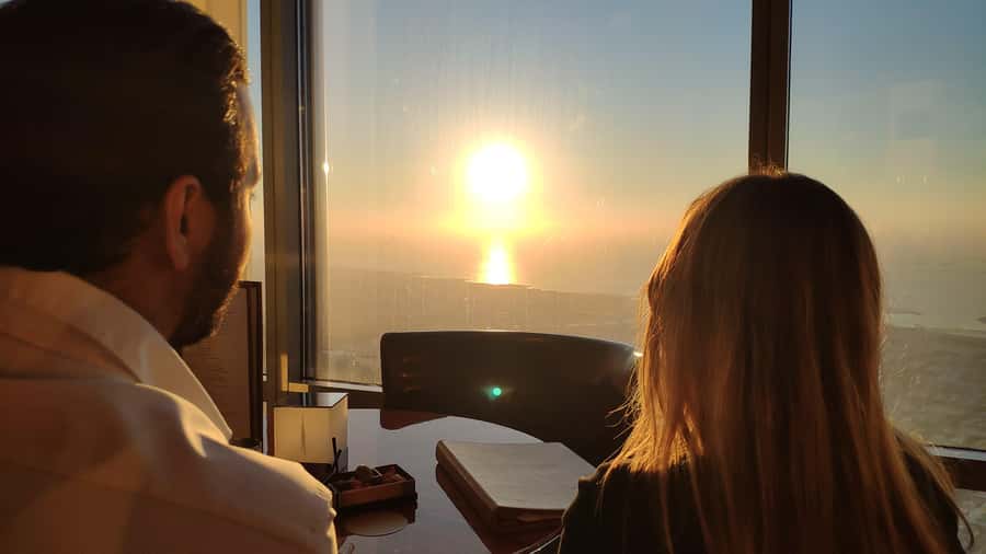 Dubai: Burj Khalifa VIP Sunset Tour with Porsche Transfer - Dress and practical planning