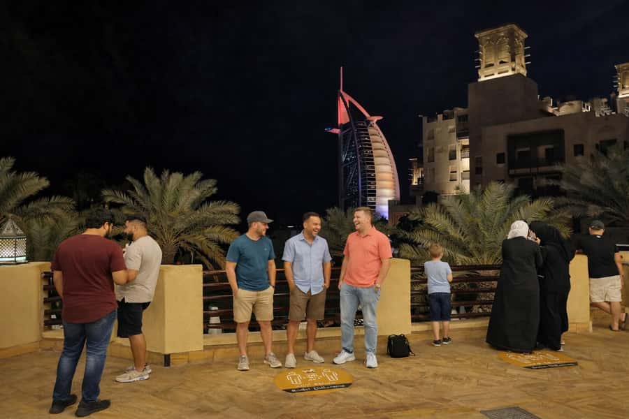 Dubai by Night with Burj Khalifa Entrance Ticket - Guides, vehicles, and group size