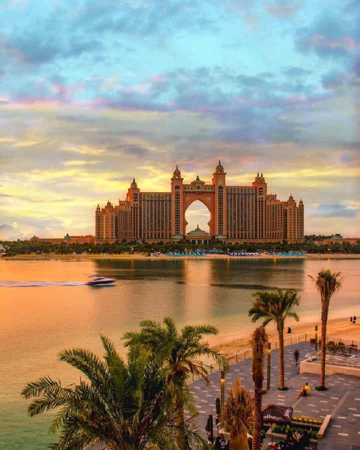 Dubai: City Highlights Private Layover Tour with Transfer - Cross Dubai Creek by abra