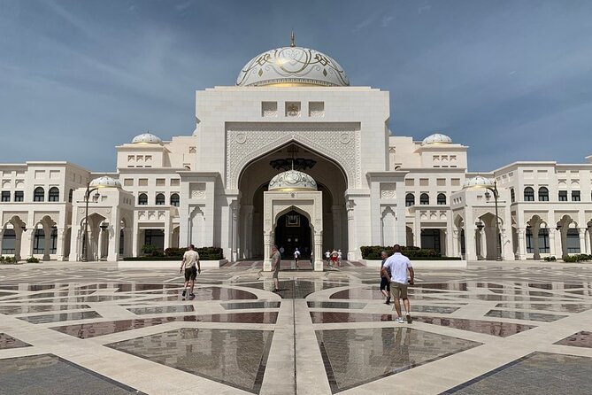 Dubai city tour - Add malls, mosques, and old Dubai if they matter more