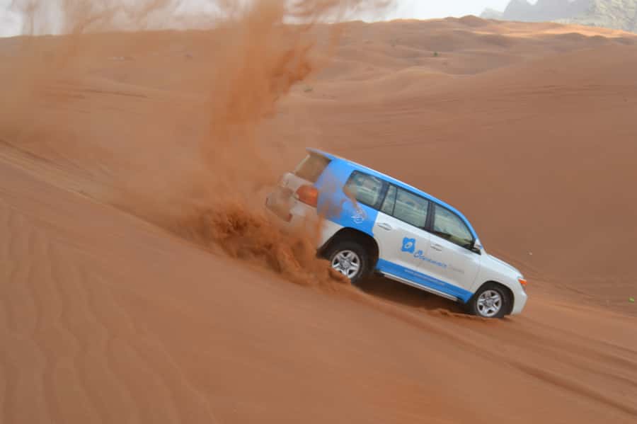 Dubai City Tour and Evening Desert Safari Combo - Dune bashing and sandboarding