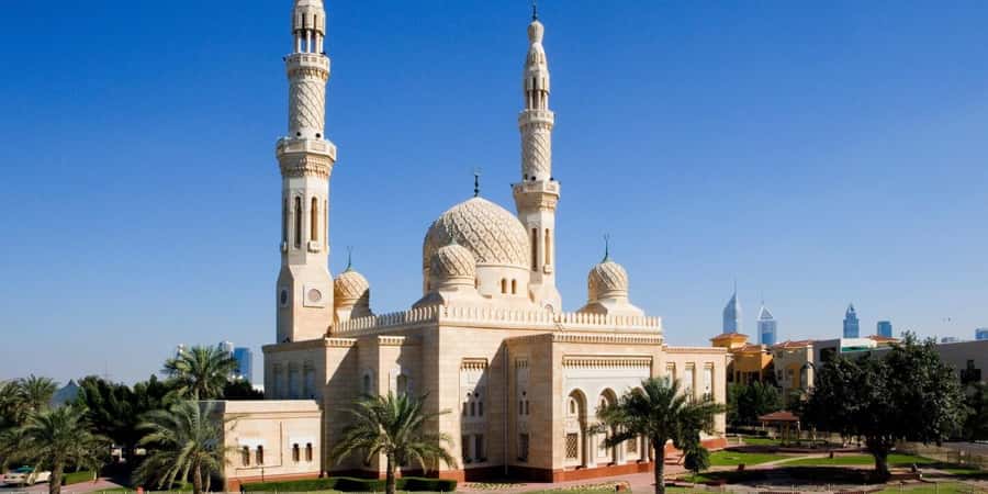 Dubai: City Tour with Professional Guide in Luxury Car - Starting at the Spice Souk and Gold Souk