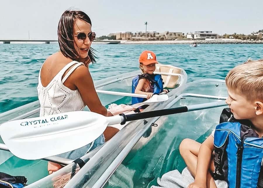Dubai: Clear Kayaking Experience with Burj Khalifa View - Guides who make beginners feel at ease