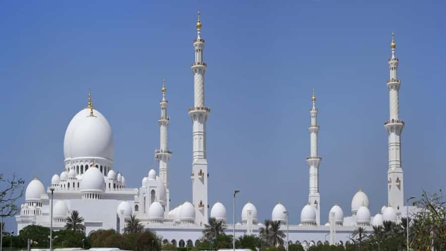Dubai: Combo Abu Dhabi Grand Mosque tour & Dubai City tour - Why this Abu Dhabi and Dubai combination works