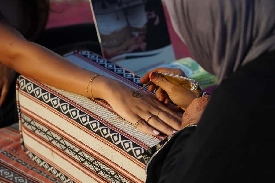 Dubai: Desert Safari, Camel Ride, Show & Optional Dinner - BBQ dinner and live entertainment under the desert sky
