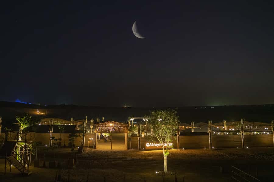 Dubai: Desert Safari with Camp, Dinner, & Optional Overnight - Stargazing after dark