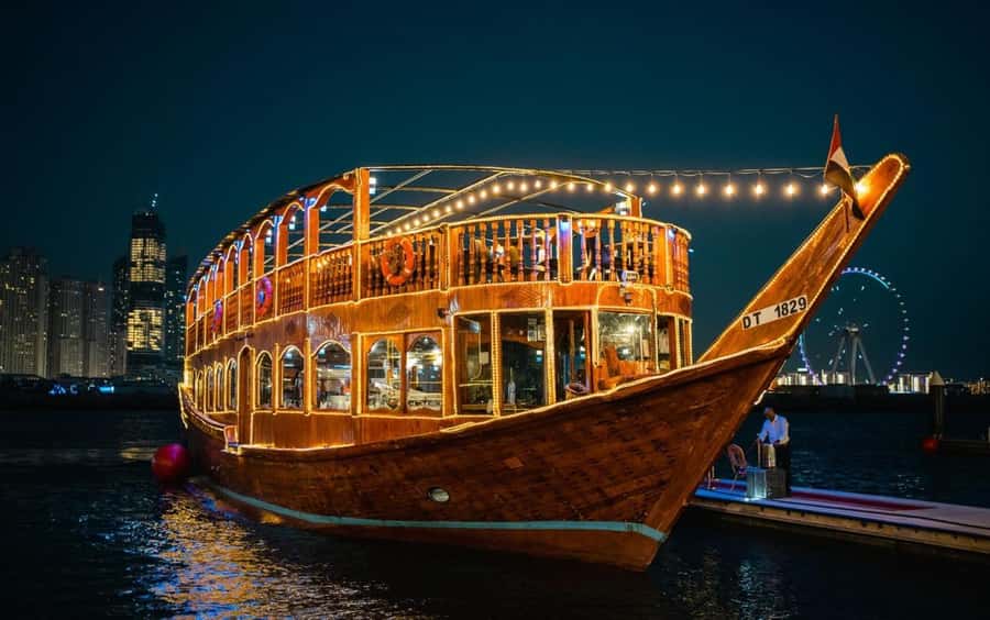Dubai: Dinner Dhow Cruise with Live Entertainment Al Seef - Starting at Al Seef beside the old creek