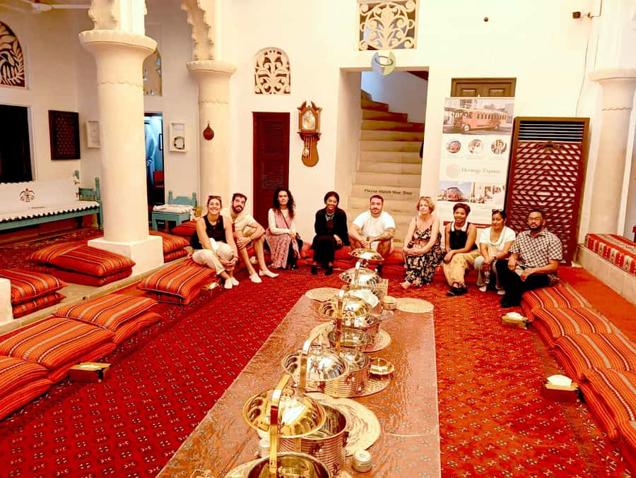 Dubai: Discover Dubai Old Town, Souks, Museum & Street Food - Coffee, tea, and the oldest mosque